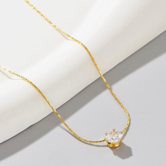 18K Gold Plated Stainless Steel Necklace - Picture 2 of 5